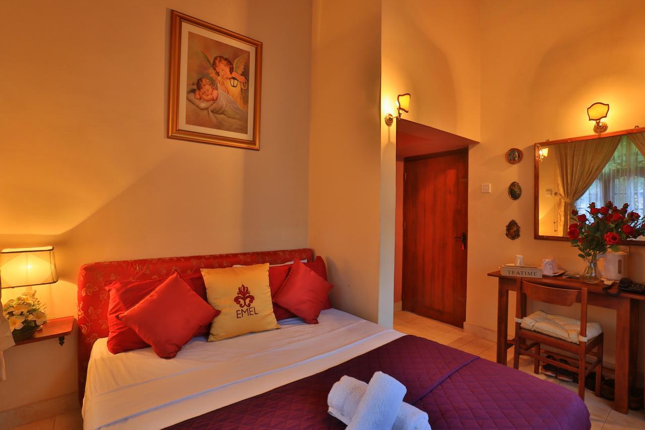 Emel Boutique Hotel Negombo Exterior photo